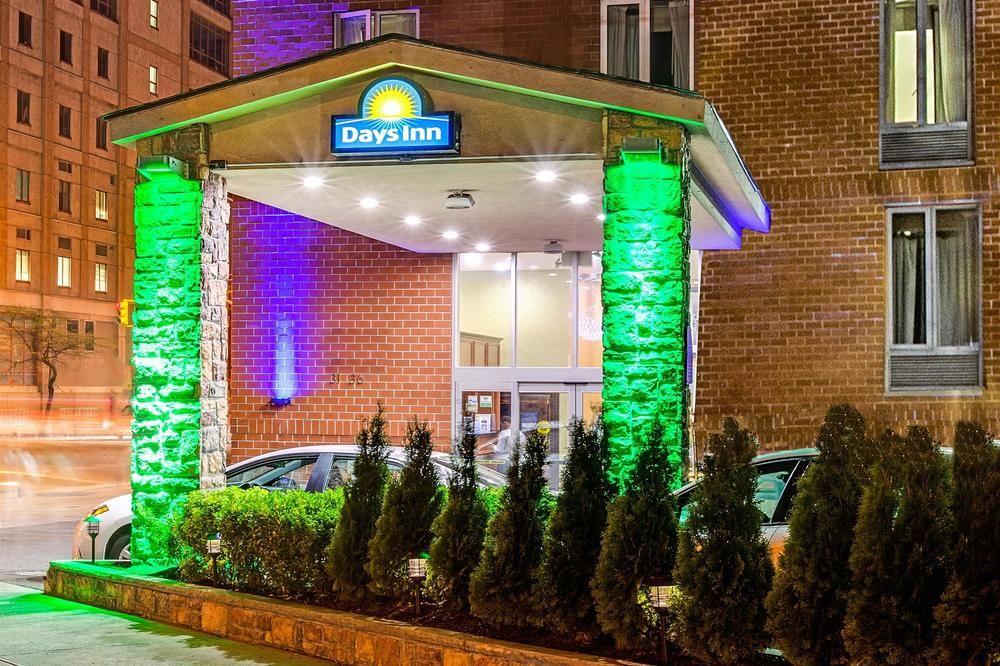 Days Inn By Wyndham Long Island City Нью-Йорк Экстерьер фото